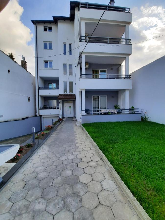 Divizija Lux Apartments Belgrad Exterior foto